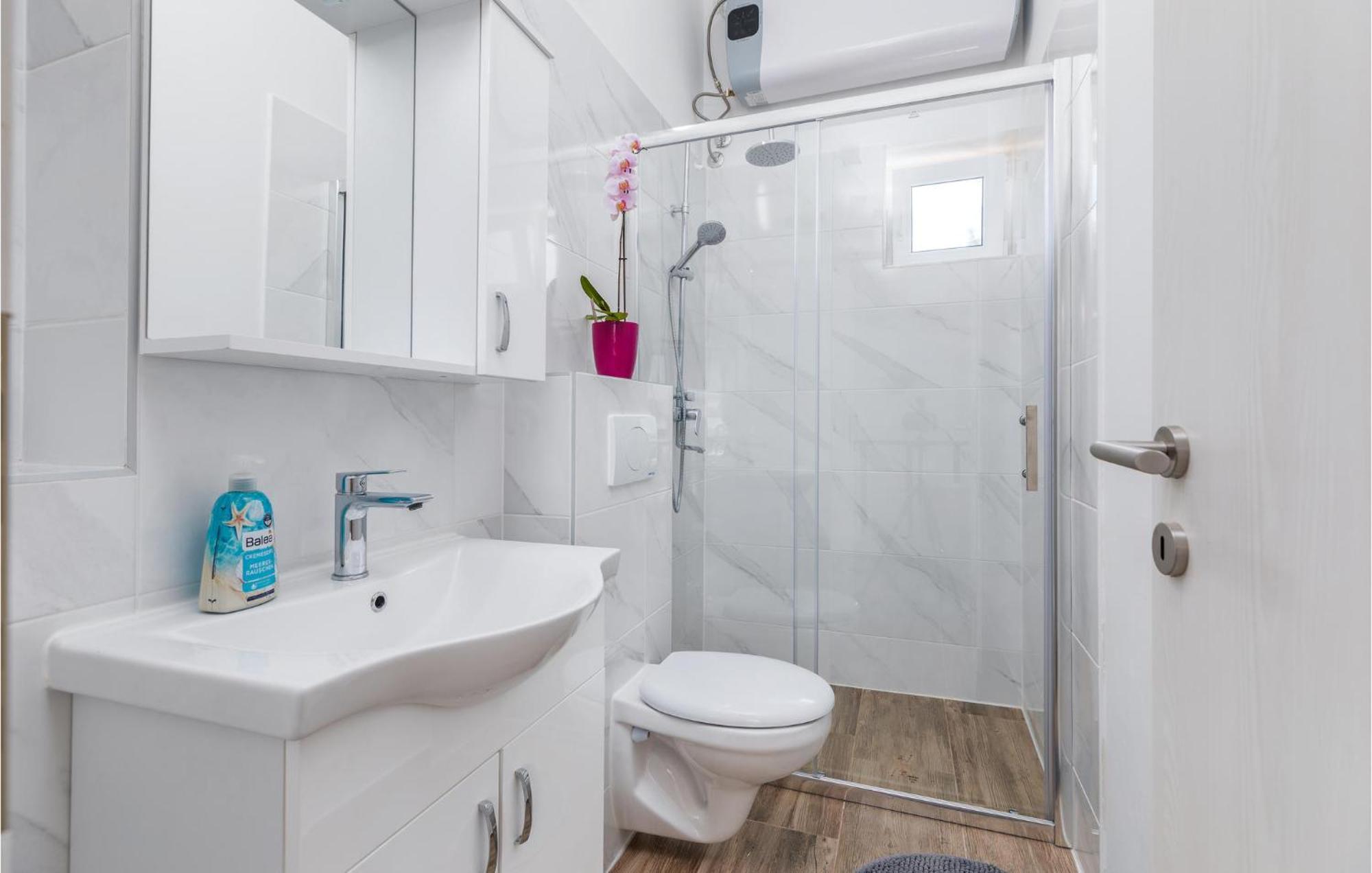Awesome Home In Fazana With Kitchen Dış mekan fotoğraf